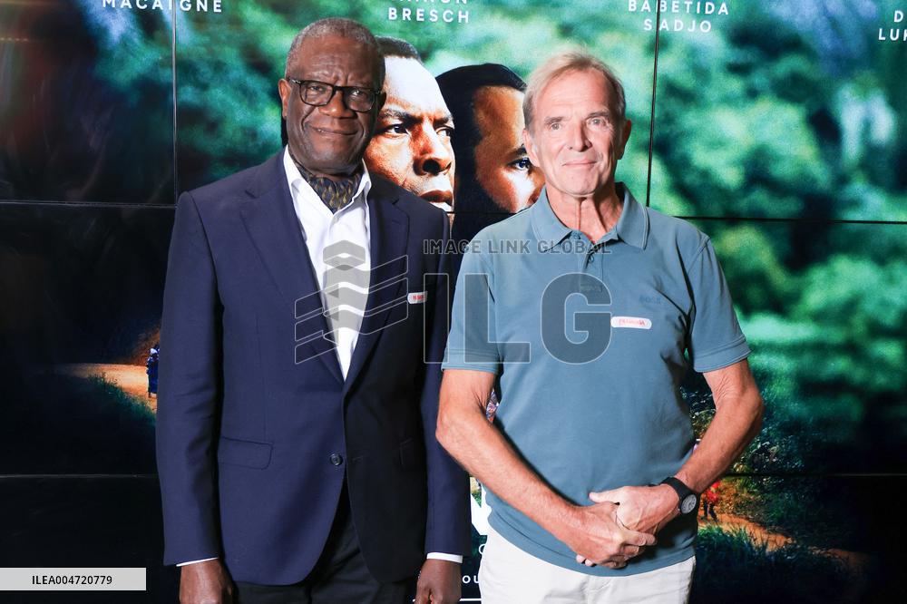 Muganga Premiere - Paris