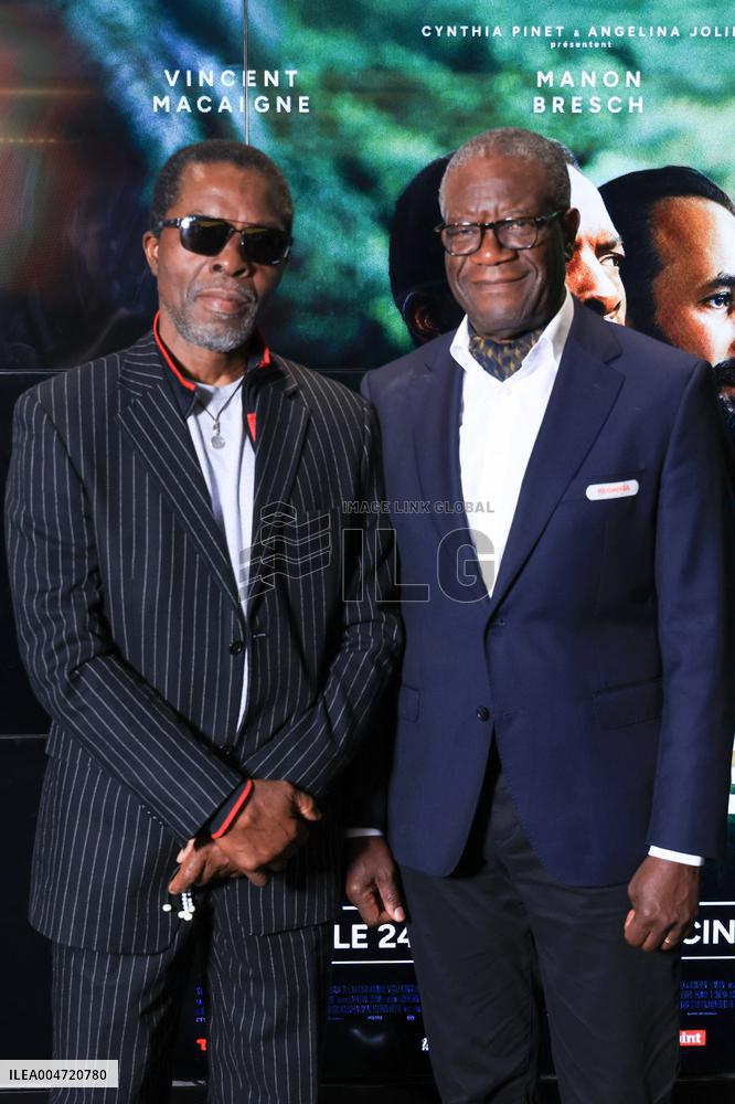 Muganga Premiere - Paris