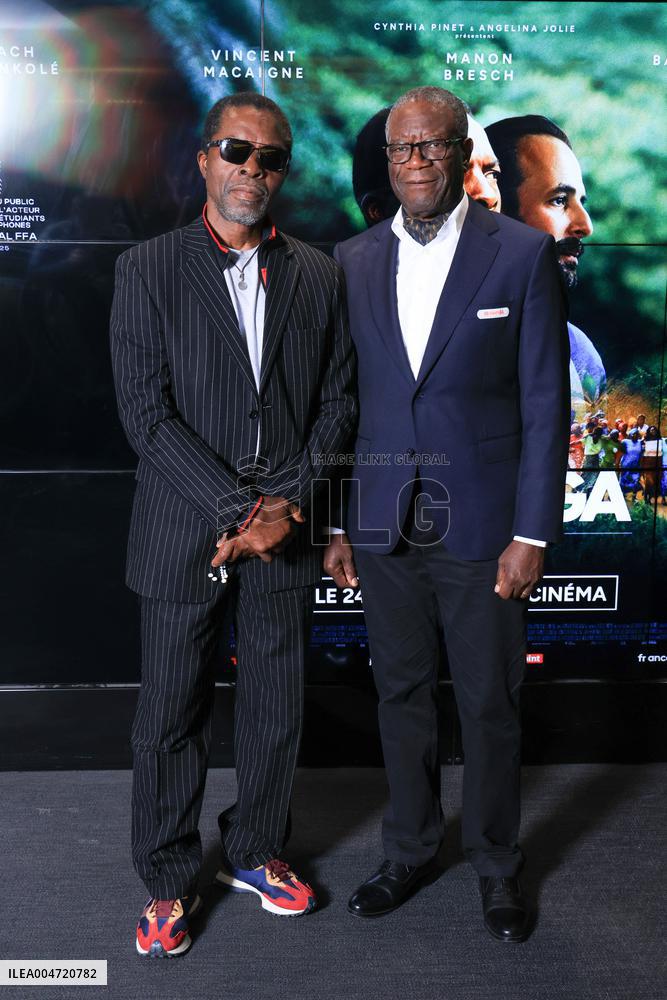 Muganga Premiere - Paris