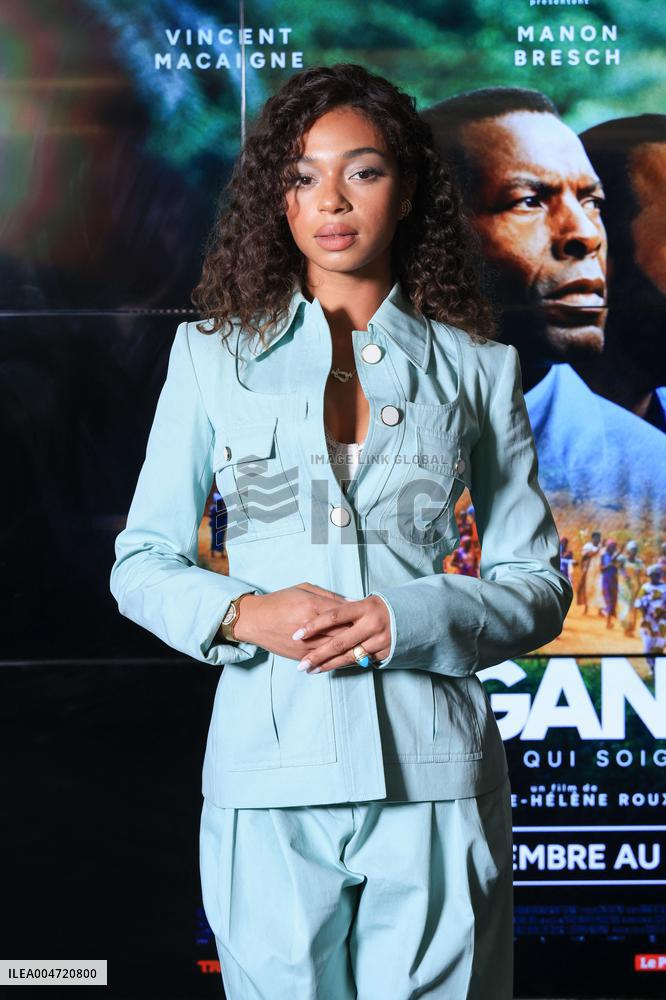 Muganga Premiere - Paris