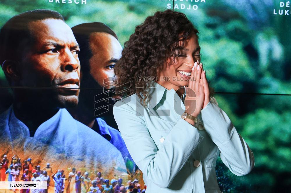 Muganga Premiere - Paris