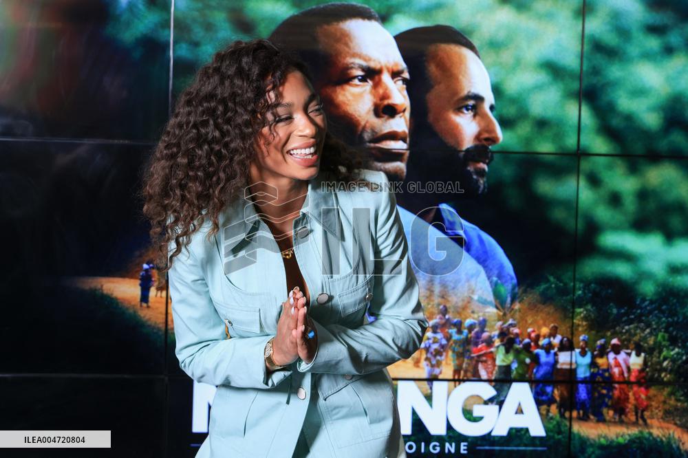 Muganga Premiere - Paris