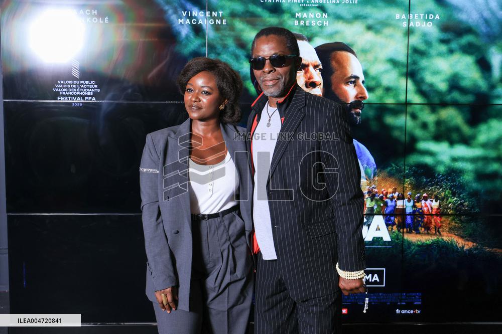 Muganga Premiere - Paris