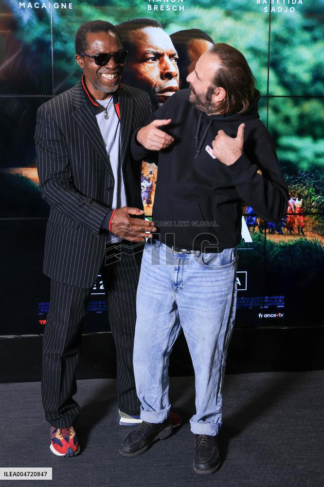 Muganga Premiere - Paris