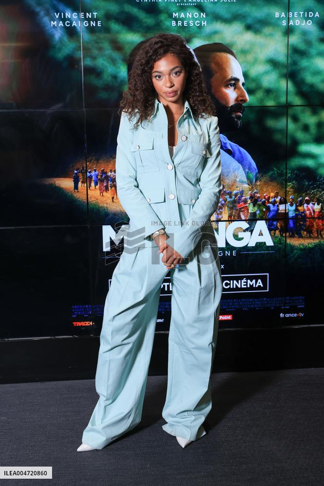 Muganga Premiere - Paris