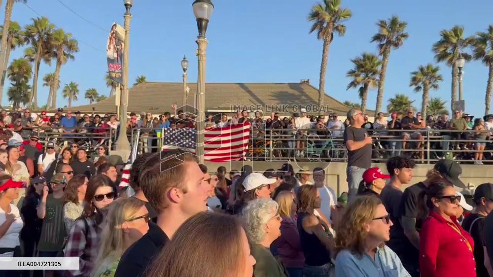US: Thousands Gather for Vigil for Charlie Kirk in Huntington Beach, California 2