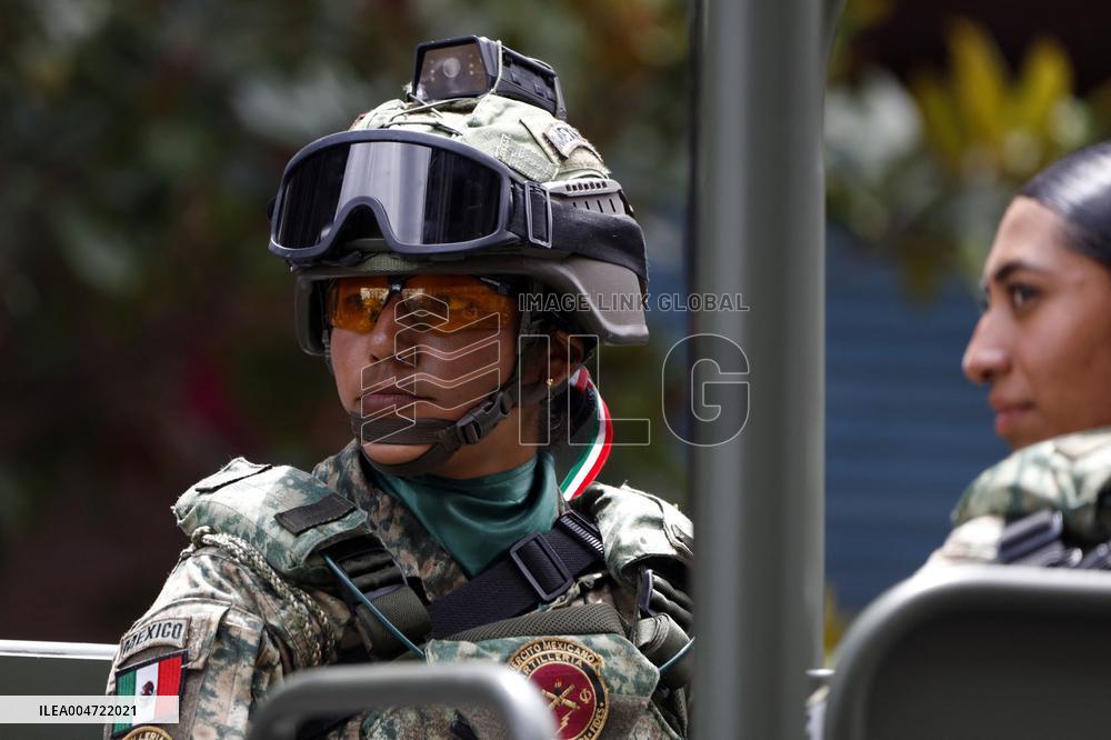 Military Parade For The 215th Anniversary Of Mexican Independence Day - Mexico