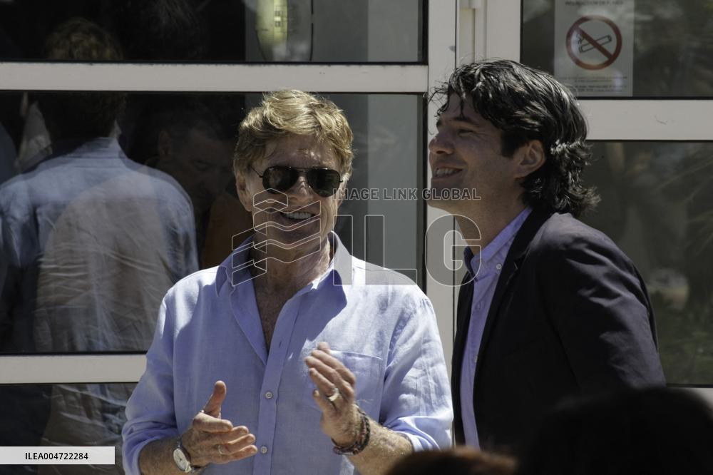 Robert Redford Dead at 89