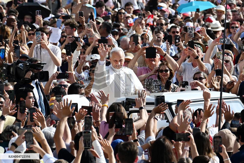 Pope Leo XIV Leads The General Audience - Vatican