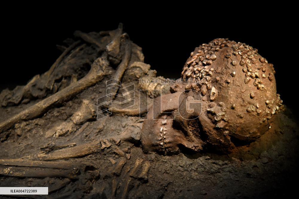 Museum of Mankind Celebrates 10th Anniversary - Paris