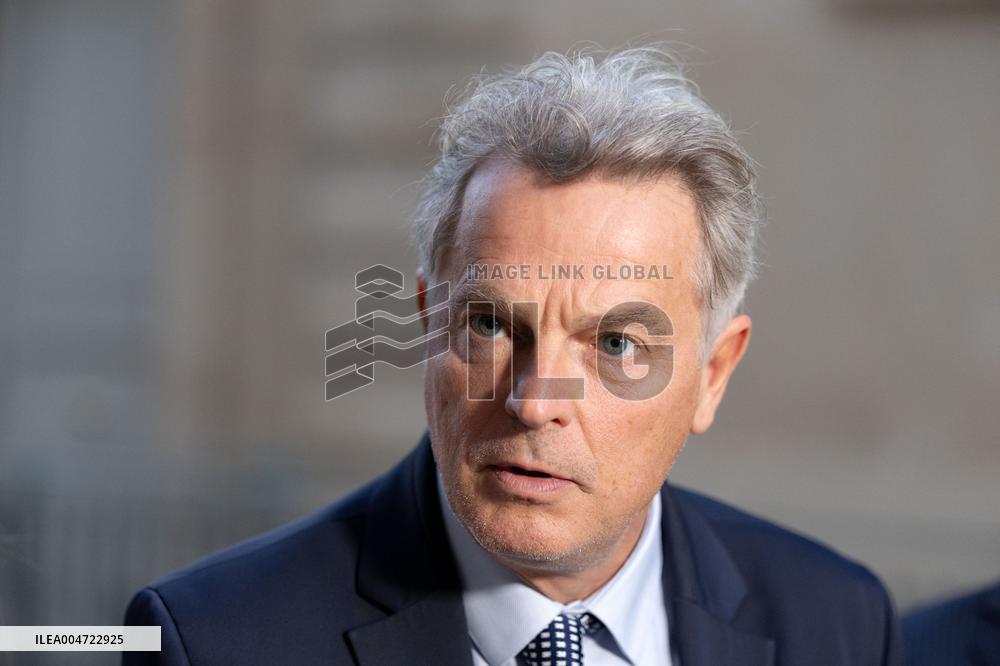 French PM Meets With Communiste Party - Paris AJ