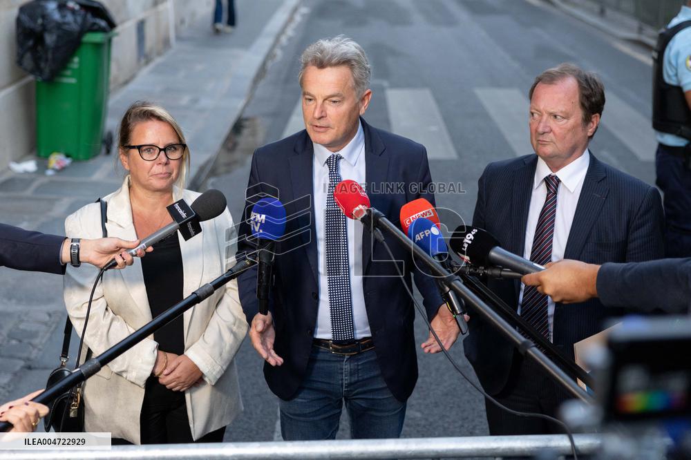 French PM Meets With Communiste Party - Paris AJ