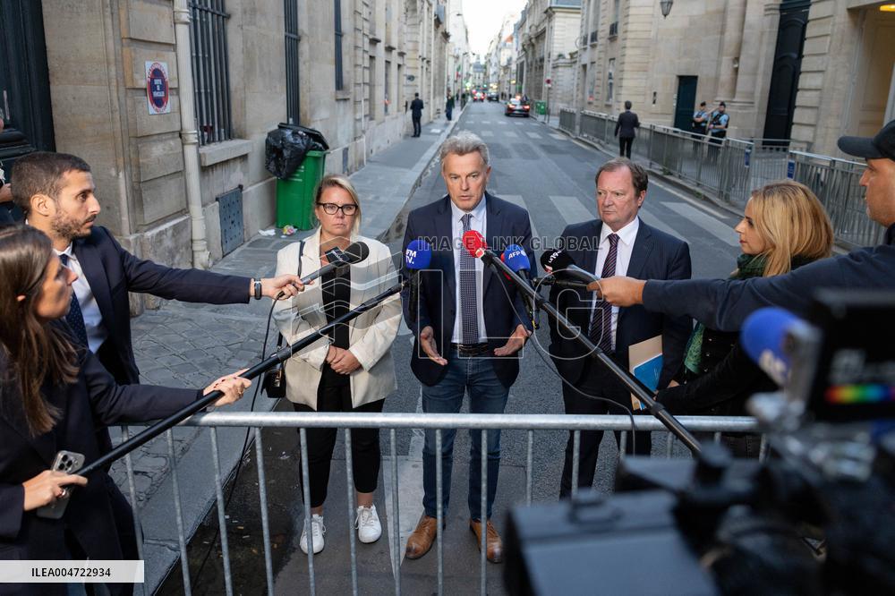 French PM Meets With Communiste Party - Paris AJ