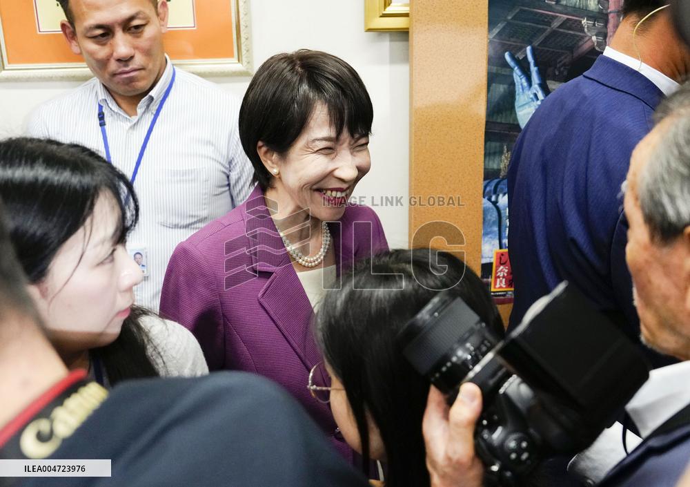 Takaichi to run for LDP head