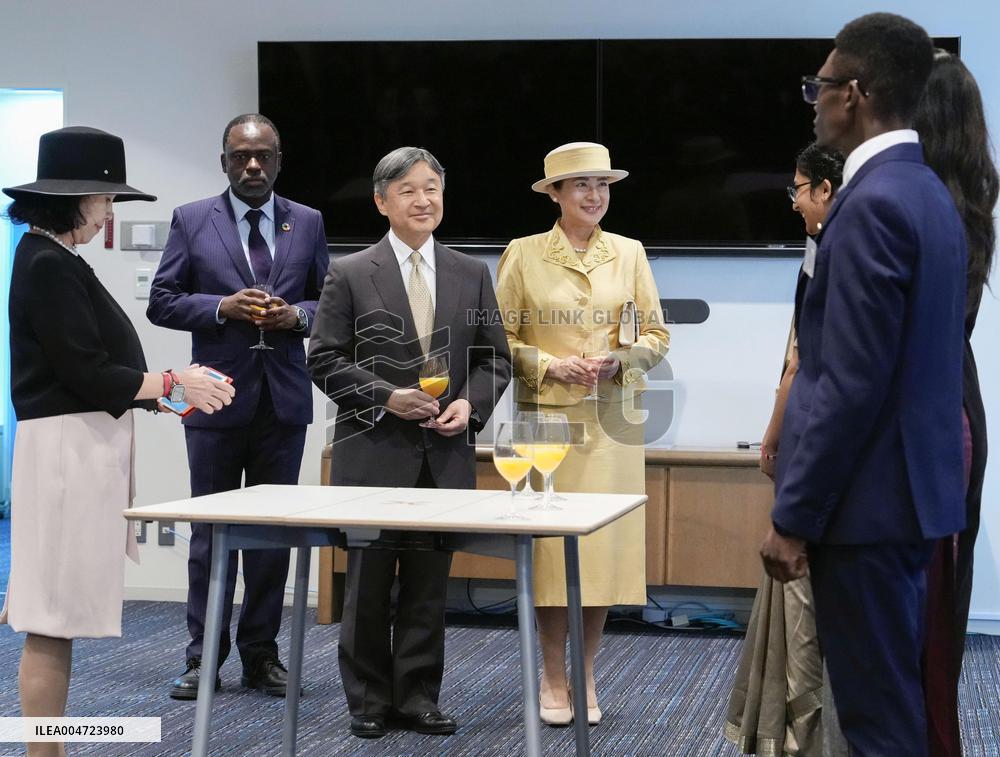 Japan emperor at U.N. University ceremony