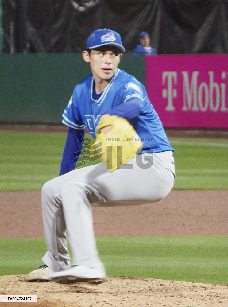 Baseball: Roki Sasaki pitches in relief