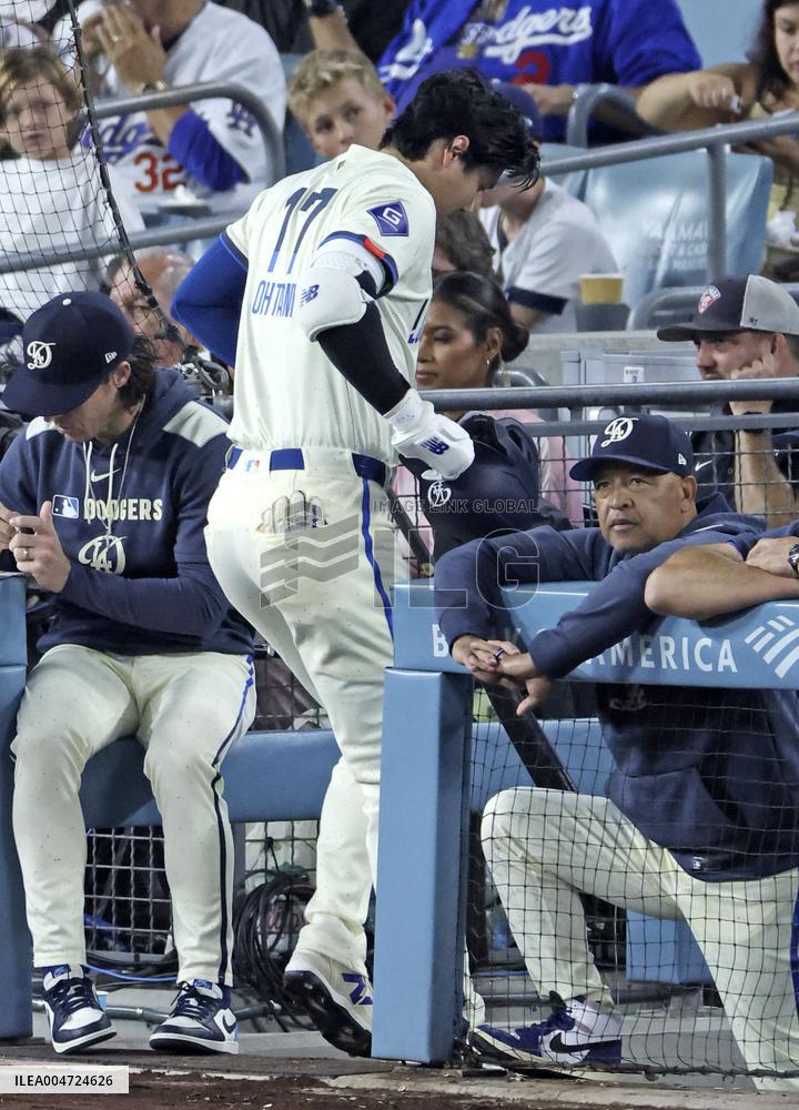 Baseball: Giants vs. Dodgers