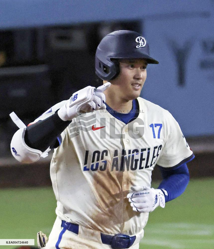 Baseball: Giants vs. Dodgers