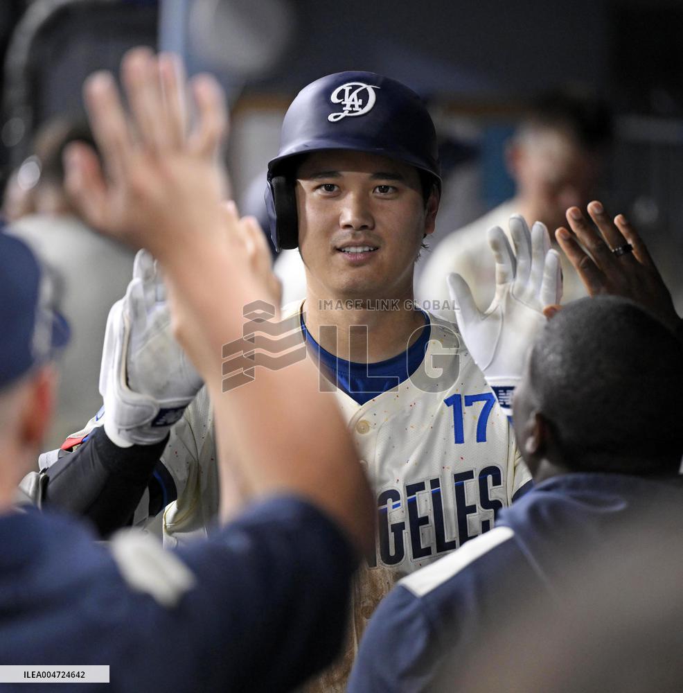 Baseball: Giants vs. Dodgers