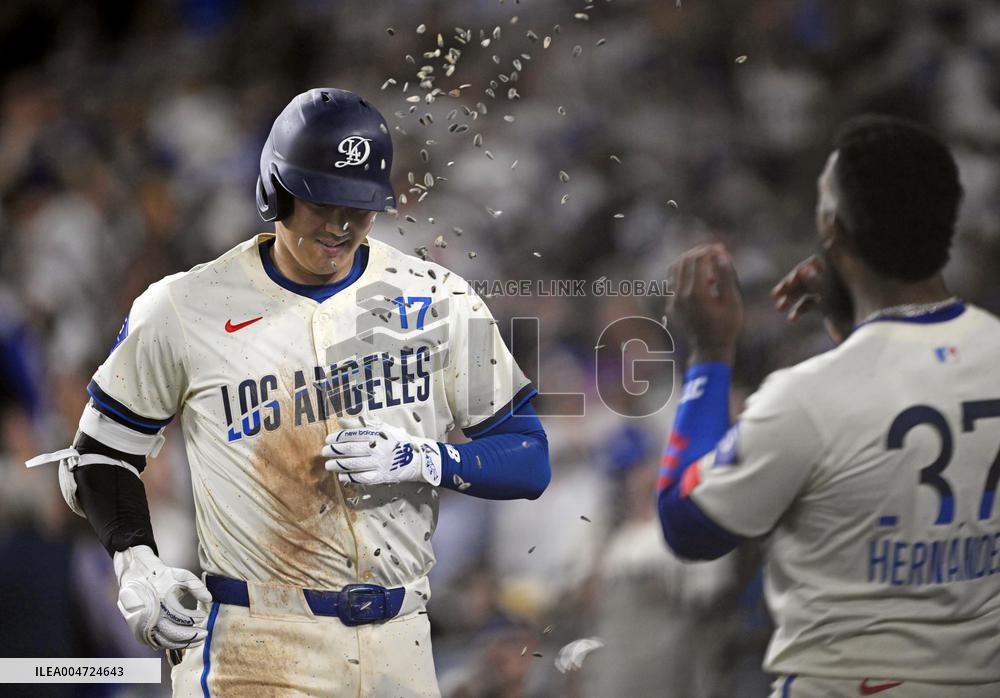 Baseball: Giants vs. Dodgers