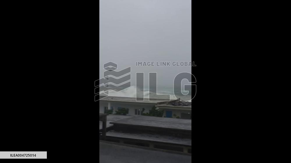 Philippines: Super Typhoon Ragasa Slams Northern Islands, Over 10,000 Evacuated