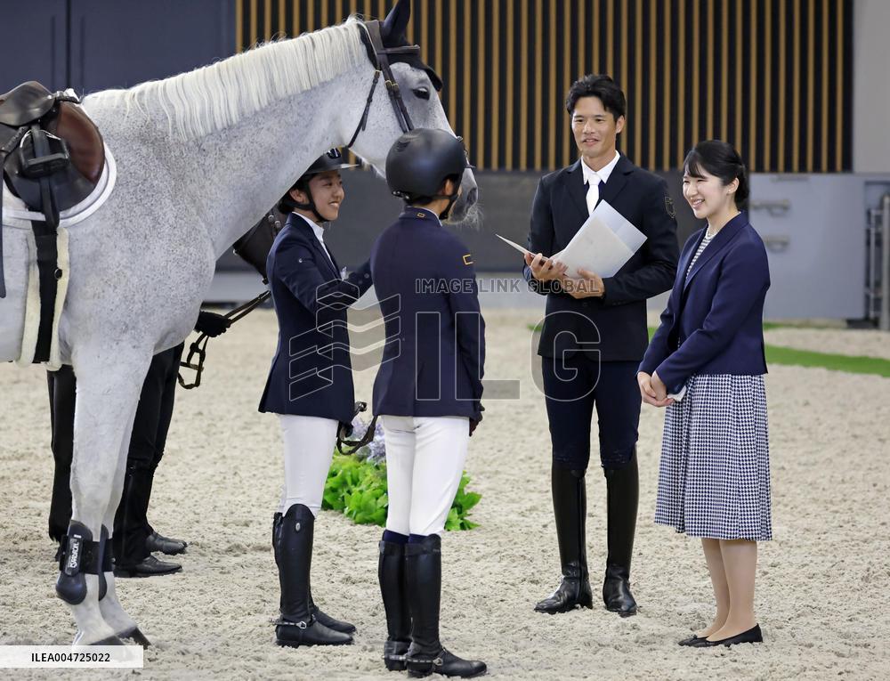 Princess Aiko visits horse park