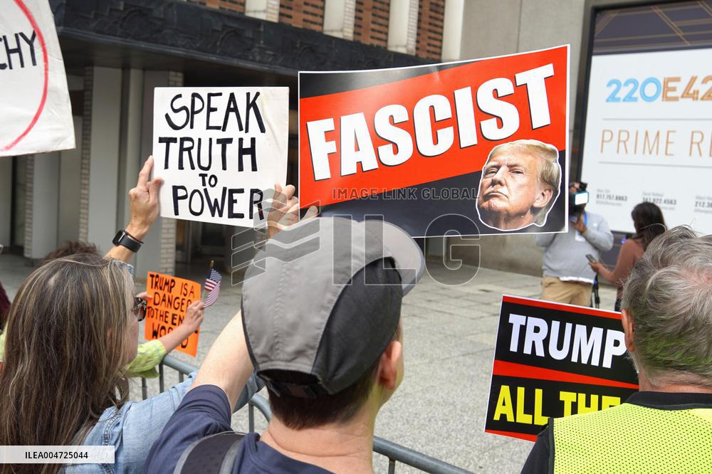 Anti-Trump rally in N.Y.