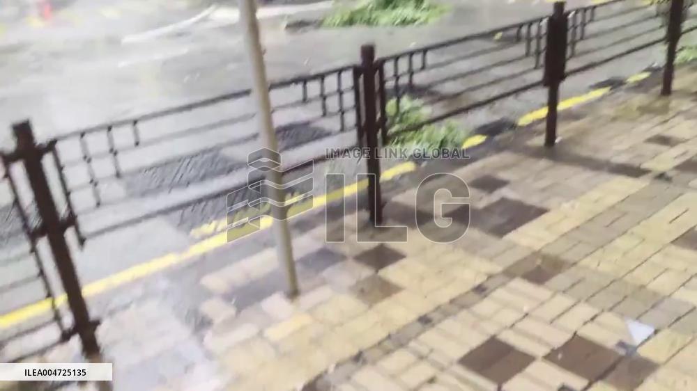 Hong Kong: T10 Highest Warning Issued as Typhoon Ragasa Approaches 8