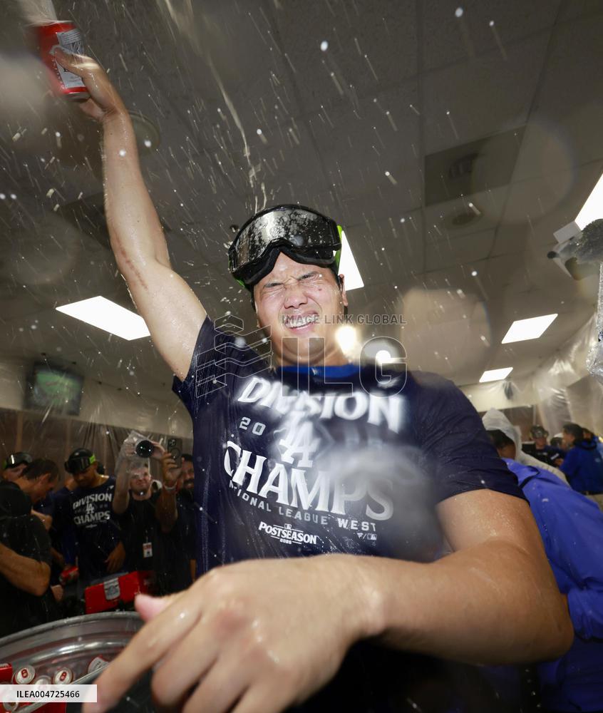 Baseball: Dodgers clinch NL West title