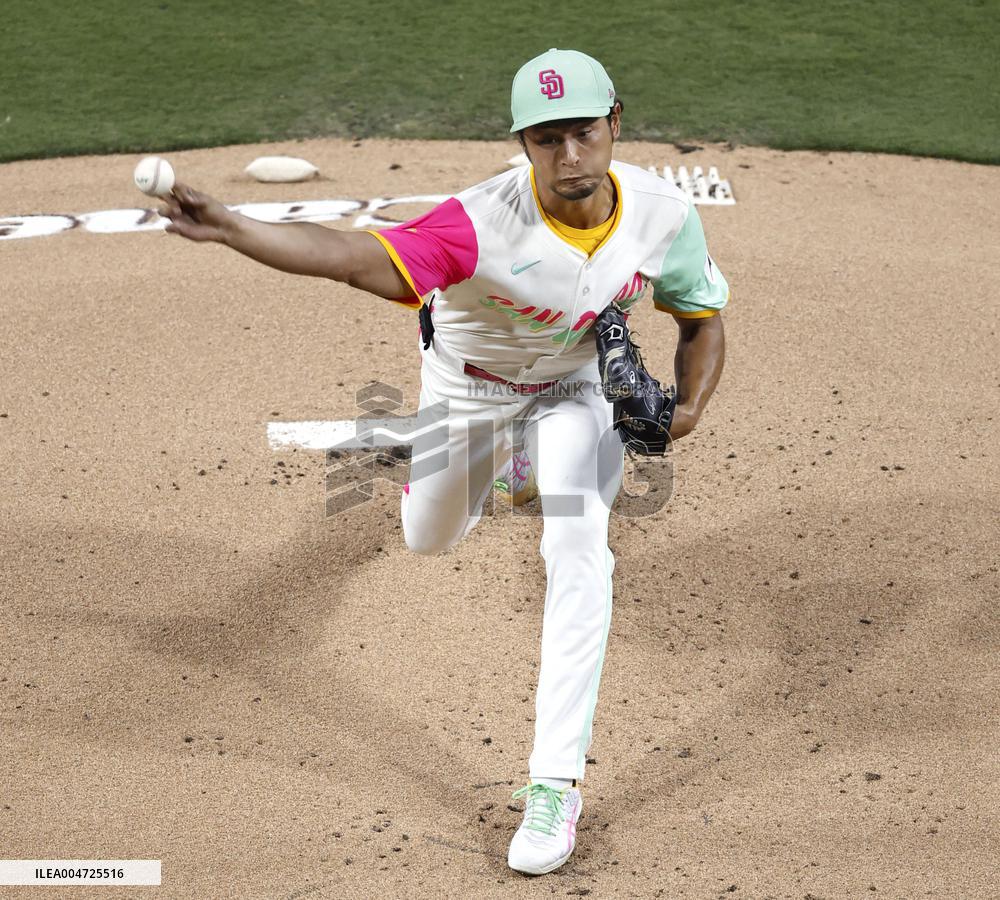 Baseball: Diamondbacks vs. Padres