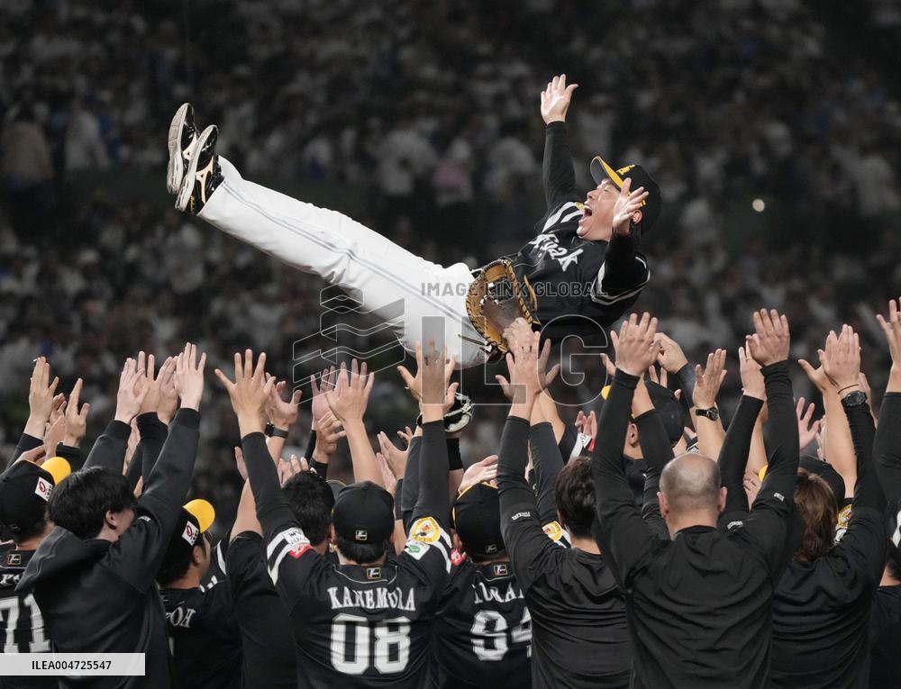 Baseball: Hawks clinch Pacific League title