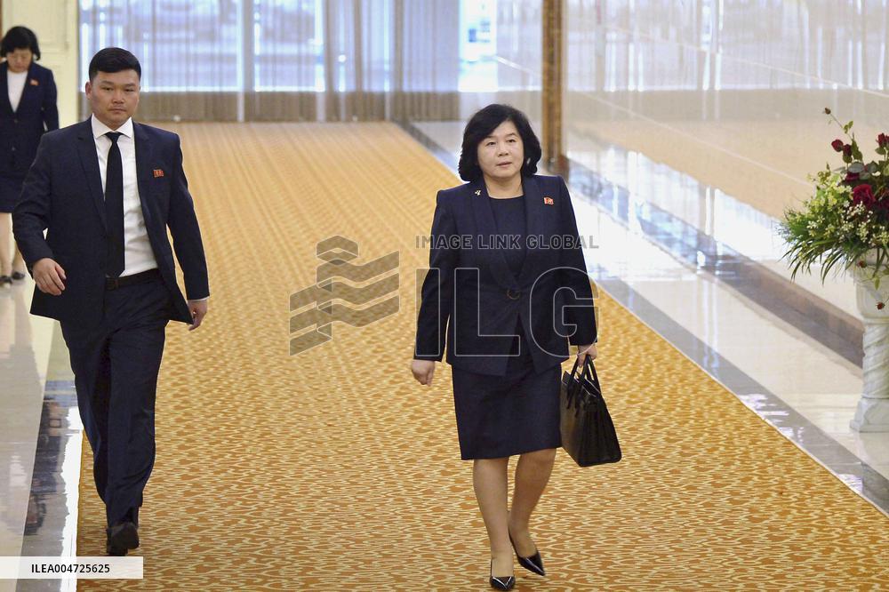 N. Korean foreign minister off to China
