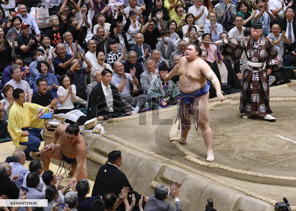 Autumn Grand Sumo Tournament