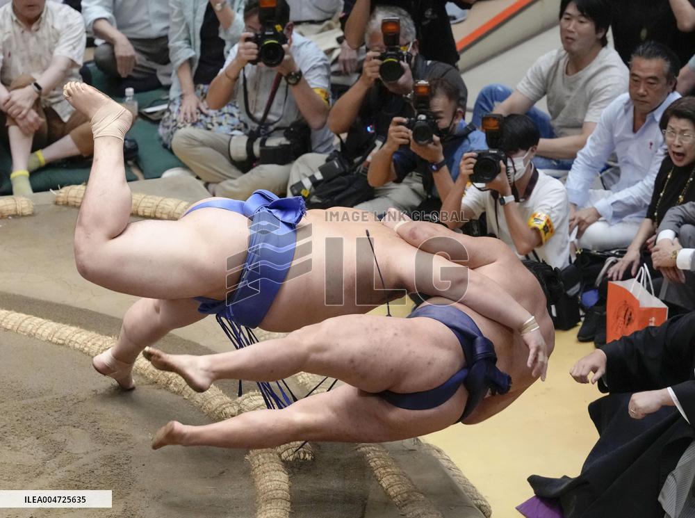 Autumn Grand Sumo Tournament