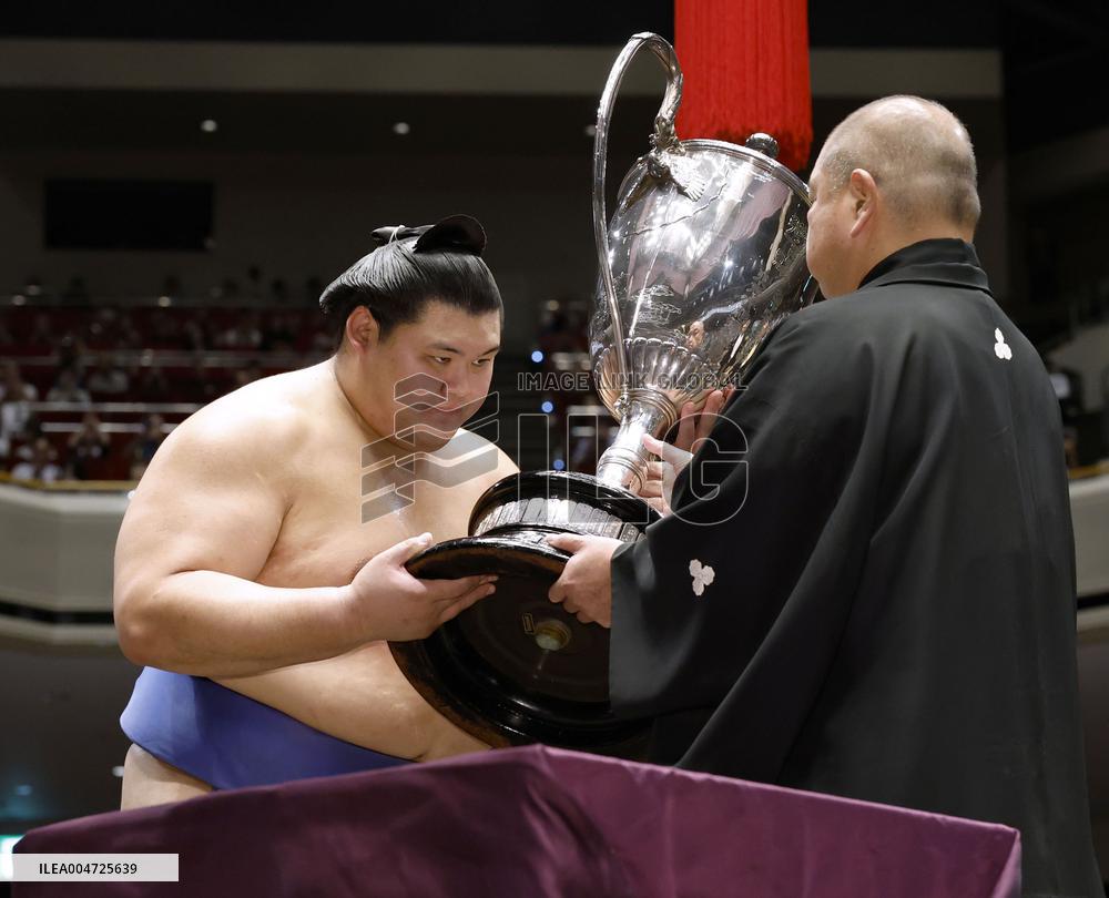 Autumn Grand Sumo Tournament