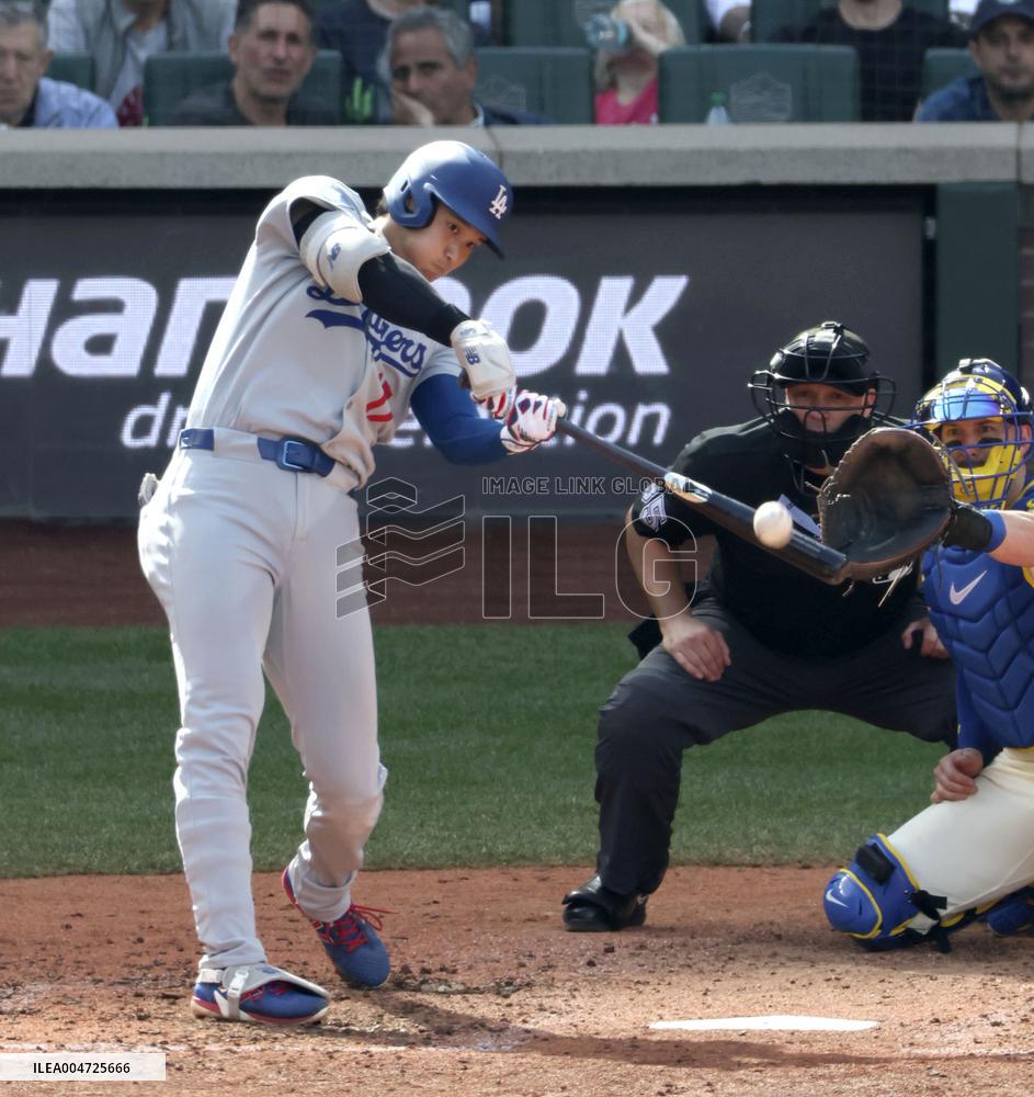 Baseball: Dodgers vs. Mariners