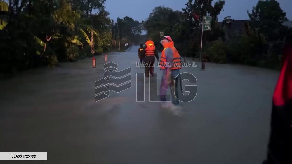 Vietnam: At Least 13 Dead as Typhoon Bualoi Makes Landfall in Central Coast
