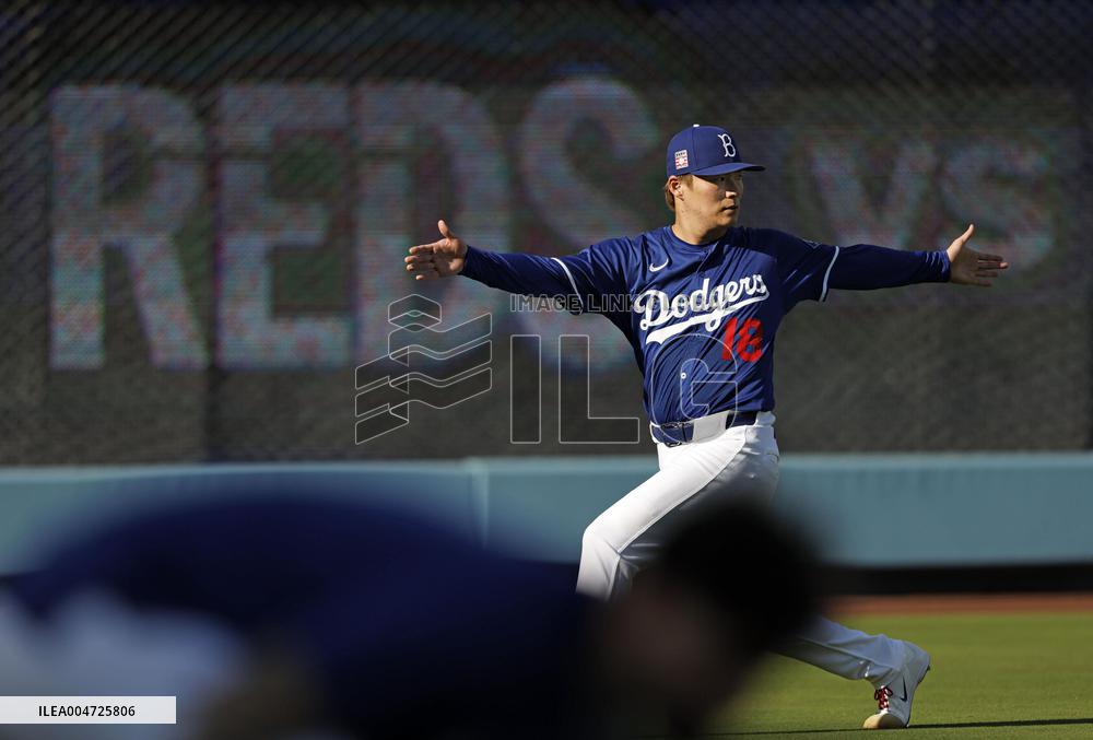 Baseball: Wild Card Series between Reds and Dodgers