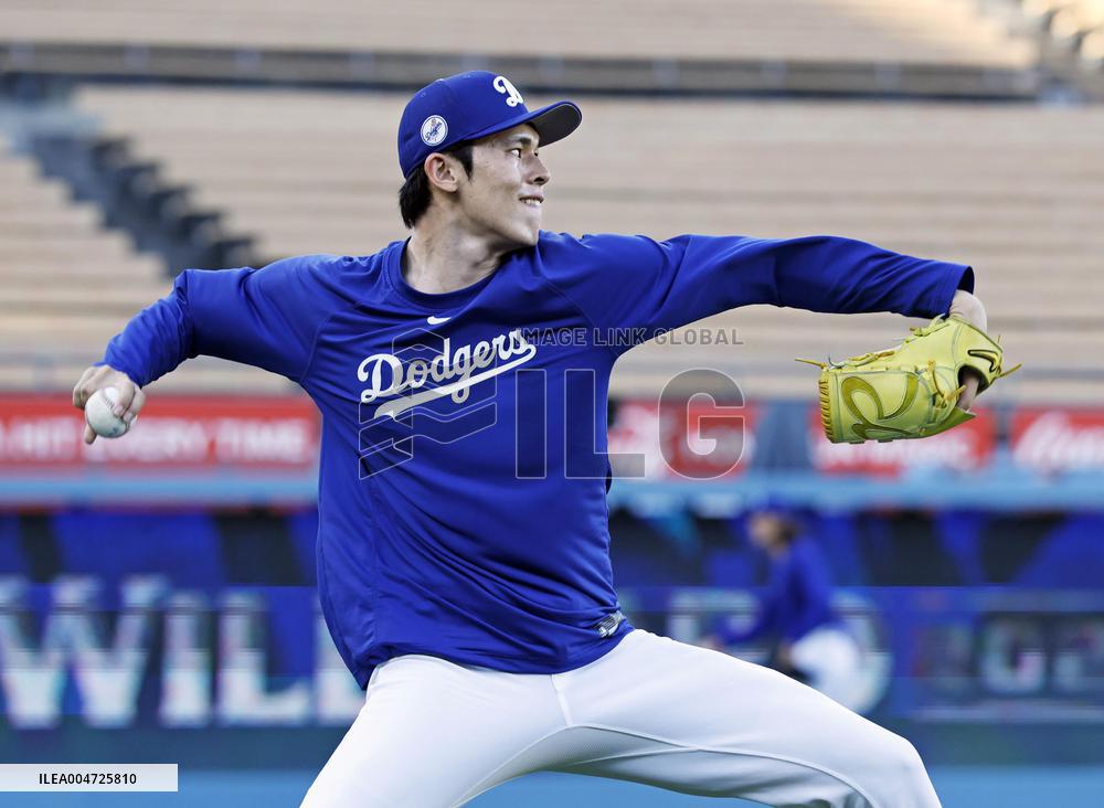 Baseball: Wild Card Series between Reds and Dodgers