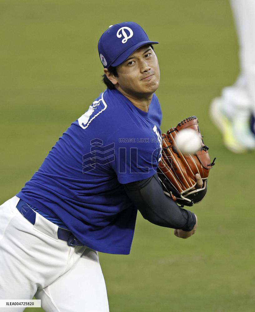 Baseball: Wild Card Series between Reds and Dodgers