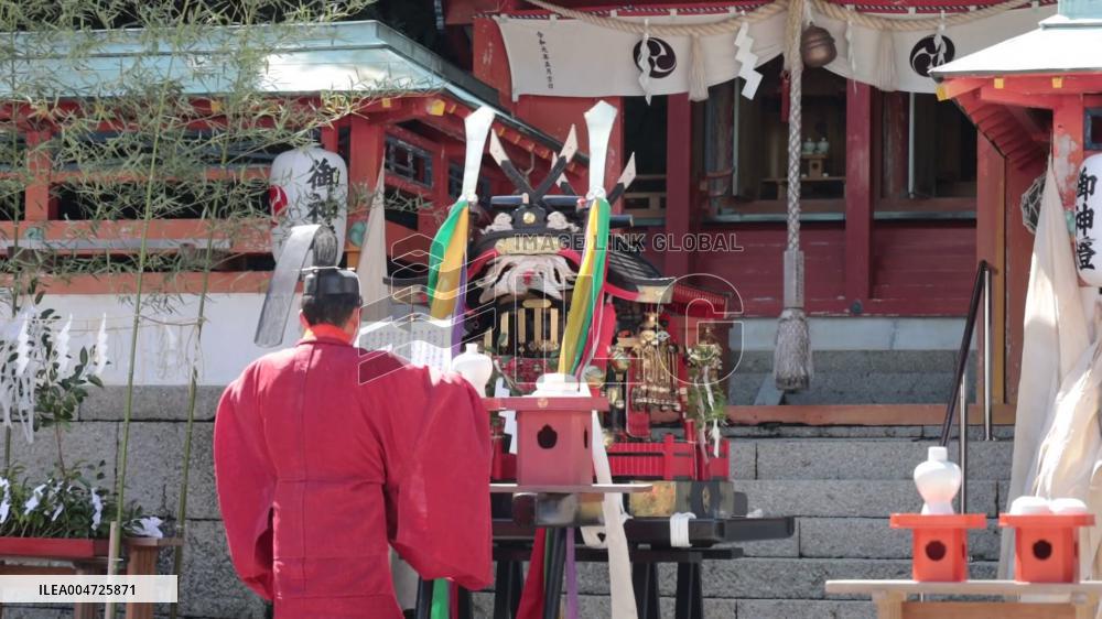 [Breaking News]Purification ritual at western Japan shrine