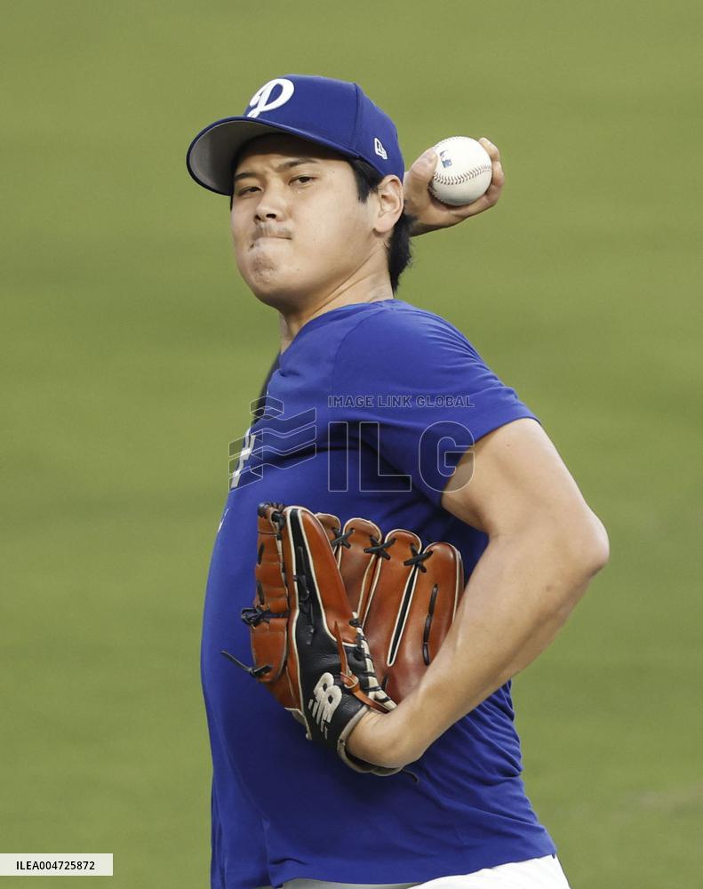 Baseball: Wild Card Series between Reds and Dodgers