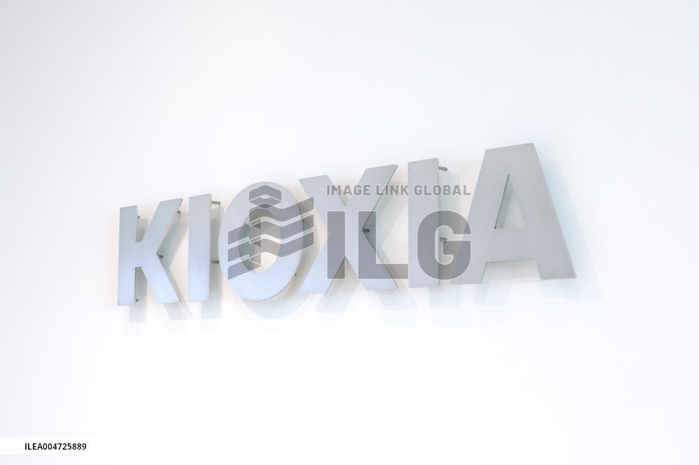 Kioxia signboard and logo
