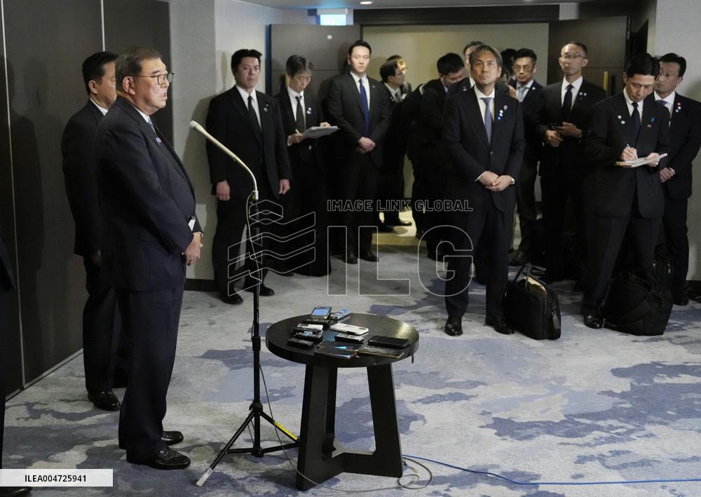 Japan-S. Korea summit in Busan