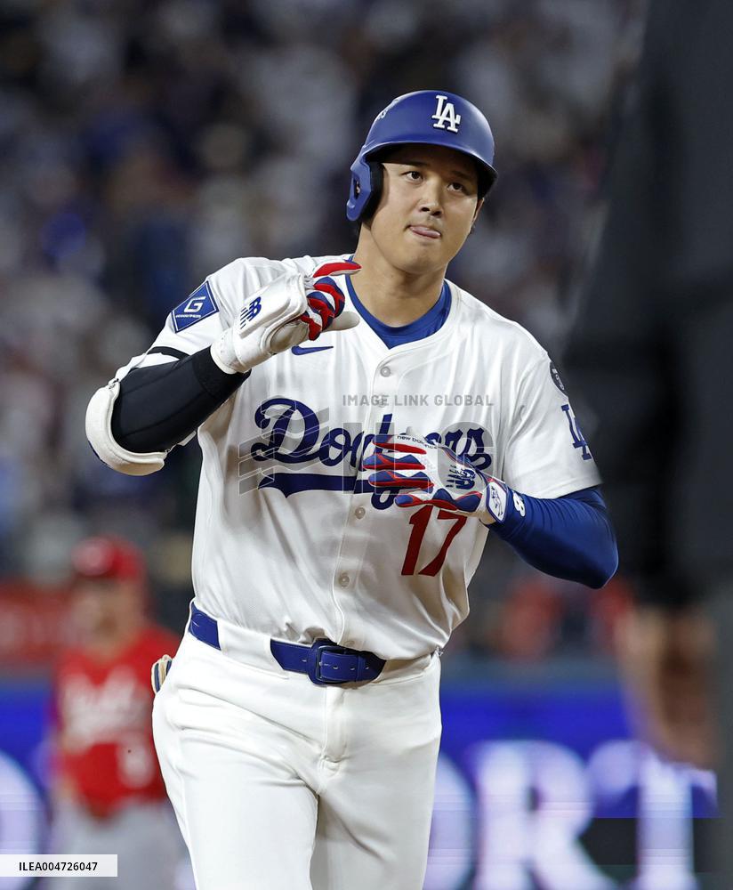 Baseball: Wild Card Series between Reds and Dodgers