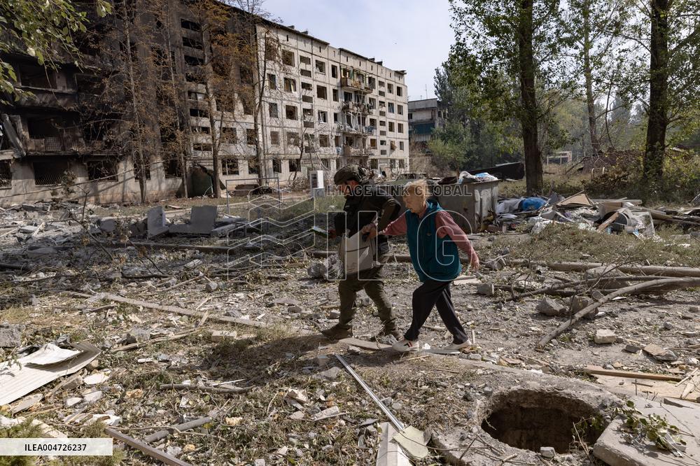 Ukraine War Civilians Evacuation - Kostyantynivka
