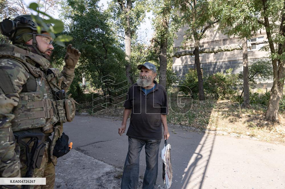 Ukraine War Civilians Evacuation - Kostyantynivka