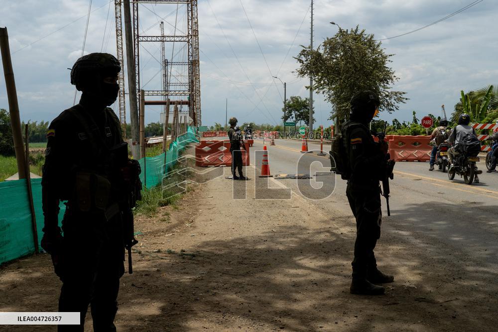 Colombian Military and Police join forces in the midst of attacks alleged to be from FARC-EP Dissident groups