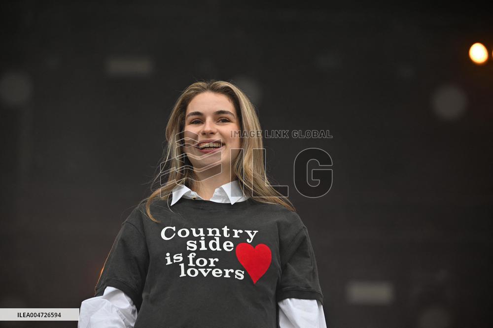 Adele Castillon Concert At Fete de l'Humanite - France