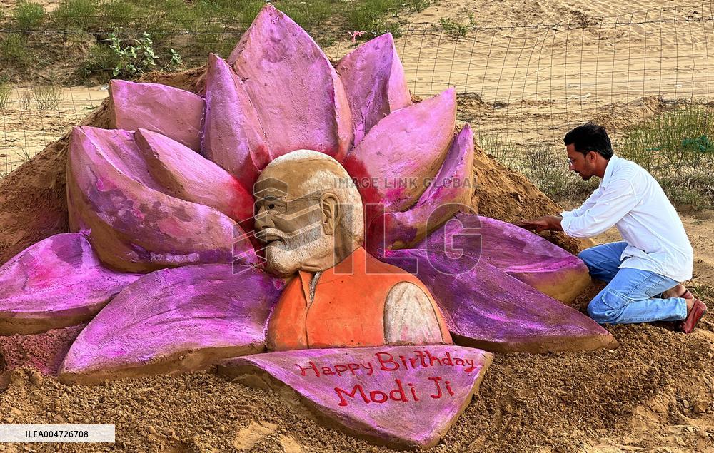 Sand Artist Creates Sand Art To Celebrate Prime Minister's 75th Birthday - India
